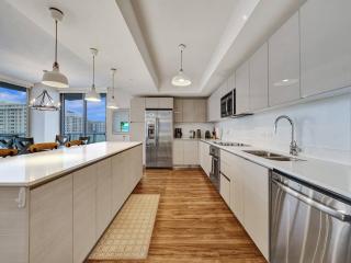 Luxury Waterfront Condo - 4