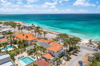 Blue Door Beach House by Bocobay - Palm-Eagle Beach - 3