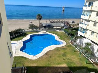 Refugio costero en primera línea de playa - Marbella - 6