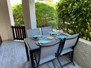 Appartement climatisé avec chambre et Parking privatif Locations VLD Camargue - Saintes-Maries-de-la-Mer - 3