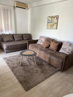 Large comfortable one bd apartment Becici-FREE PARKING - Budua - 8