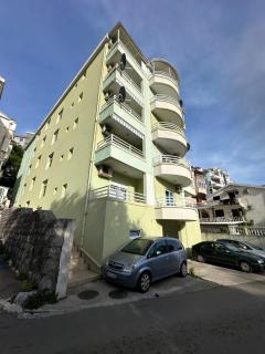 Quiet Studio in Becići-Next to Hotel Mediteran- Garage free - 0