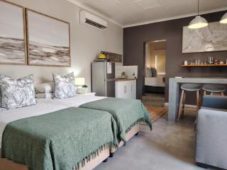 @Mango's - Beaufort West - 9