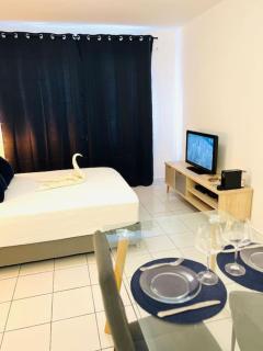 T1 - Le Tuit-Tuit 5* - 9' centre ville - Saint-Denis - 8