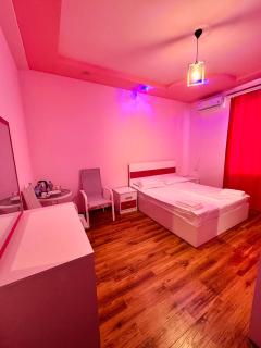 Garden EVN Airport - 7