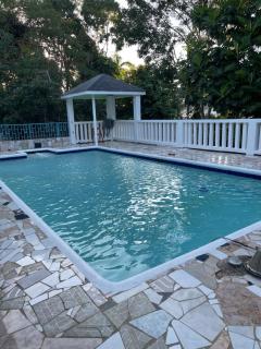 Peaceful Private Home With Exclusive Swimming Pool! - 0