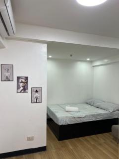 RL Suite at Isabelle de Valenzuela - Manila - 2