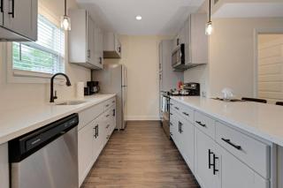 Altog2 Immense Unit 2bd 25 Bth - Clarksville - 7