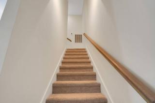 Altog2 Immense Unit 2bd 25 Bth - Clarksville - 6