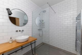 White Rooms by Belmont Realty - 5