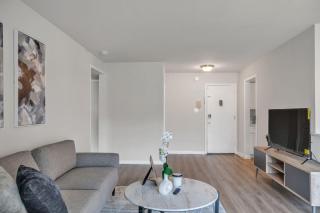 Luxury On A Budget! Spacious Retreat Awaits - Wilmington - 5