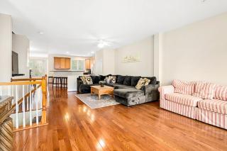 Glen Riddle Pleasant Colony 104 - 5