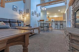 Luxury Townhome near NATIONAL FOREST TRAILS, close to golf, ski - Indian Pine - 8