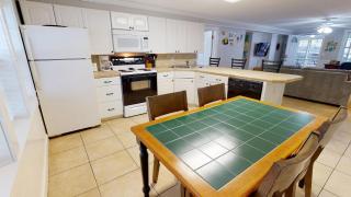 19 13th Street Lower by Tybee Beach Vacation Rentals - Tybee Island - 9