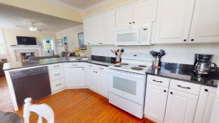 19 13th Street Upper by Tybee Beach Vacation Rentals - Tybee Island - 9