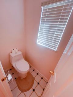 Comfy Master Room - Riverside - 8