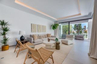 All About Villa Lavanda - Marbella - 8