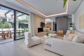 All About Villa Lavanda - Marbella - 5