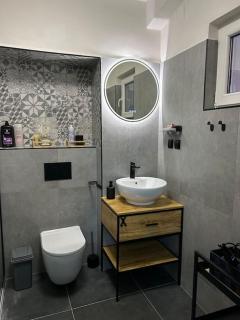 Pražský byt s dobrou dostupností - 3