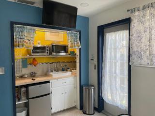Tropical Classic Retro Florida, Private 2 bedroom Suite with Best Location - Fort Lauderdale - 4