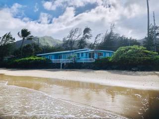 Moeʻuhane Kai Beach Front Home - Hauula - 5