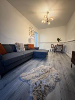 Pinewood Apartment - 7