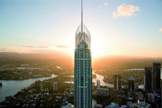 Sunny Resort with Pool Games Room & Gym - Gold Coast - 0