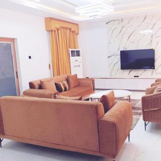 Luxury 3 Bedroom Apartment Available for Shortlet at Jabi - Abuja - Abuja - 0