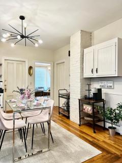 Family Retreat Fully Equipped Kitchen!Brown&RISD - 1