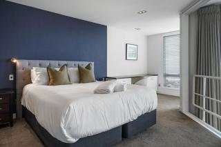 Panoramic City Views with Hot Tub - 5