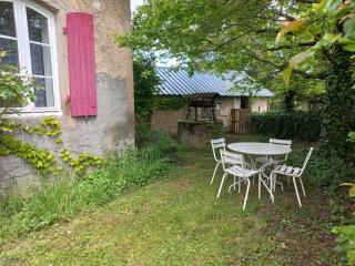 Gîte champêtre à Saint-Léon : nature, randonnée, pêche, confort tout équipé, proche du PAL. - FR-1-489-518 - 9