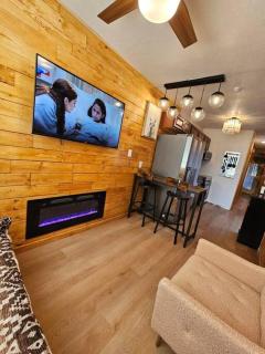 Matchbox desert oasis hot tub, pet friendly! - Las Cruces - 5