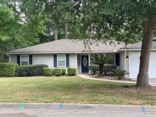 Modern & Elegant. Nurses Welcome - Valdosta - 2