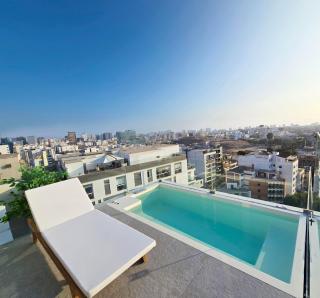 Penthouse Luxe private Jacuzzi King AC - Lima - 9