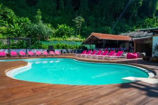 Base Party Hostel - 8