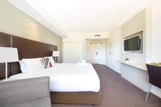 'Towering Palms' Resort-style Apartment with a Separate Studio - Darwin - 2