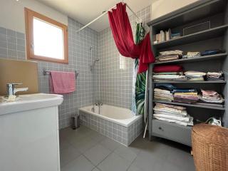 Cosy sun-drenched home, 5 min walk to Les Vans - Les Vans - 1
