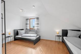 HomeTonight Workers Home - Komfortables Haus für bis zu 9 Monteure - Marktredwitz - 3