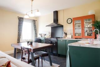 Southsea, Portsmouth - Two Bedroom Apartment - Newly Refurbished Throughout - Treetop Sea Views - 4