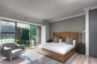13 Sandown Valley, Sandton - Johannesburg - 9