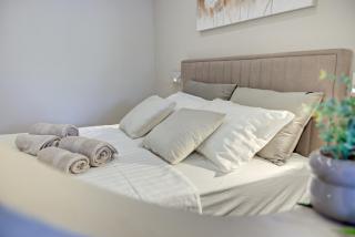 Delux studio apartment Aron with free Parking - 1