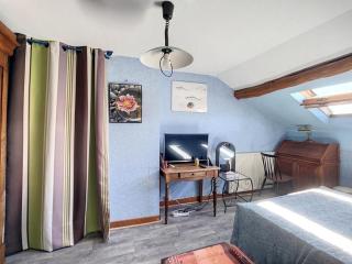 Chambre atypique chez l'habitant - - 6