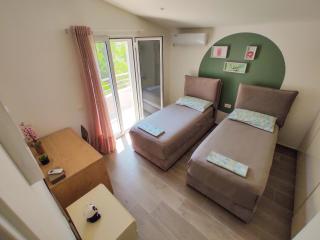 Luxurious Attic Apartment - Tragjas - 1