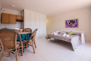 Sea View Studio with Private Garden and Parking! - Porto Rotondo - 4