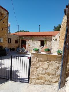 TRADITIONAL HOUSE ARSOS - Arsos - 0