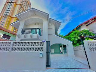 4Bedroom Pool Villa Near Walking St BONK - Pattaya - 2