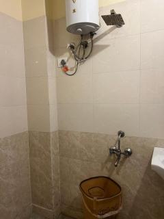 Hotel Kaushambi Grand - Ghaziabad - 3