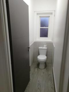 Single Room Shared bathroom Free Street Parking Near Anfield LFC - 3