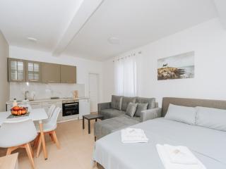 Apartments Milivojevic - Bar - 0