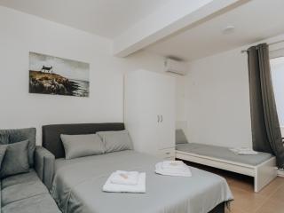 Apartments Milivojevic - 8